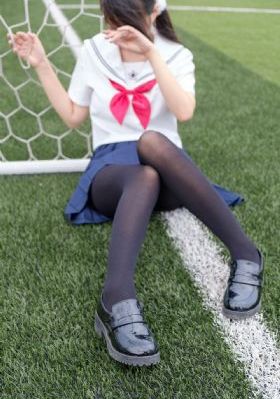 制服师生第一页_超清最新电影在线观看